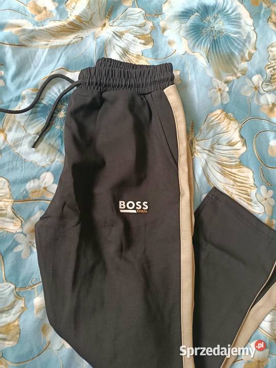 Komplet dresowy Hugo Boss nowy model rozmiar L Białystok