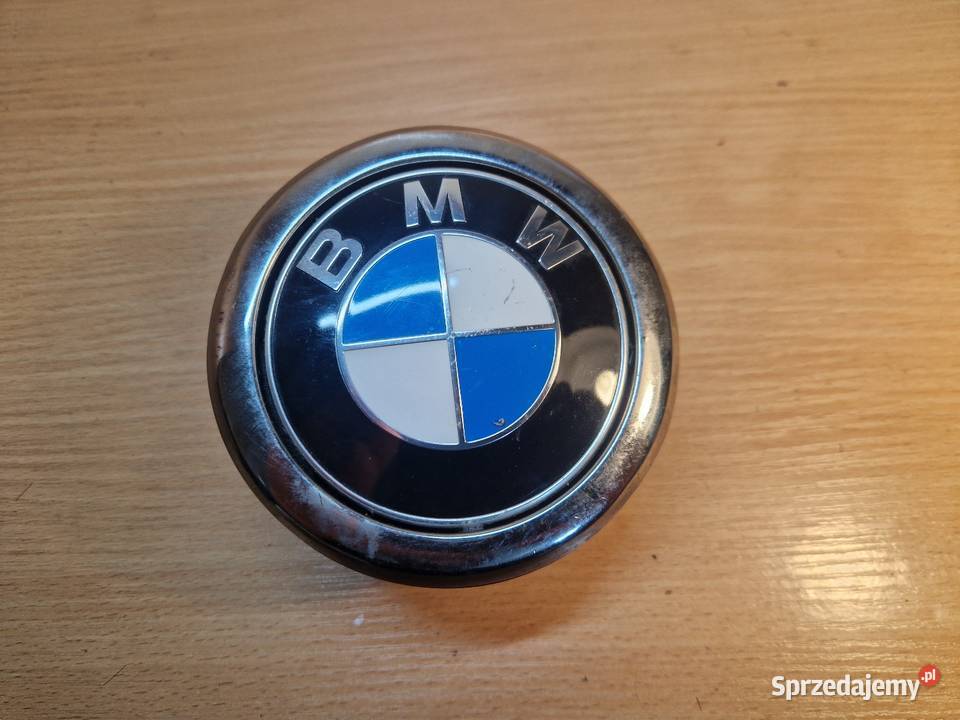EMBLEMAT PRZYCISK OTWIERANIA KLAPY BMW 1 F20 F21 Bydgoszcz sprzedam