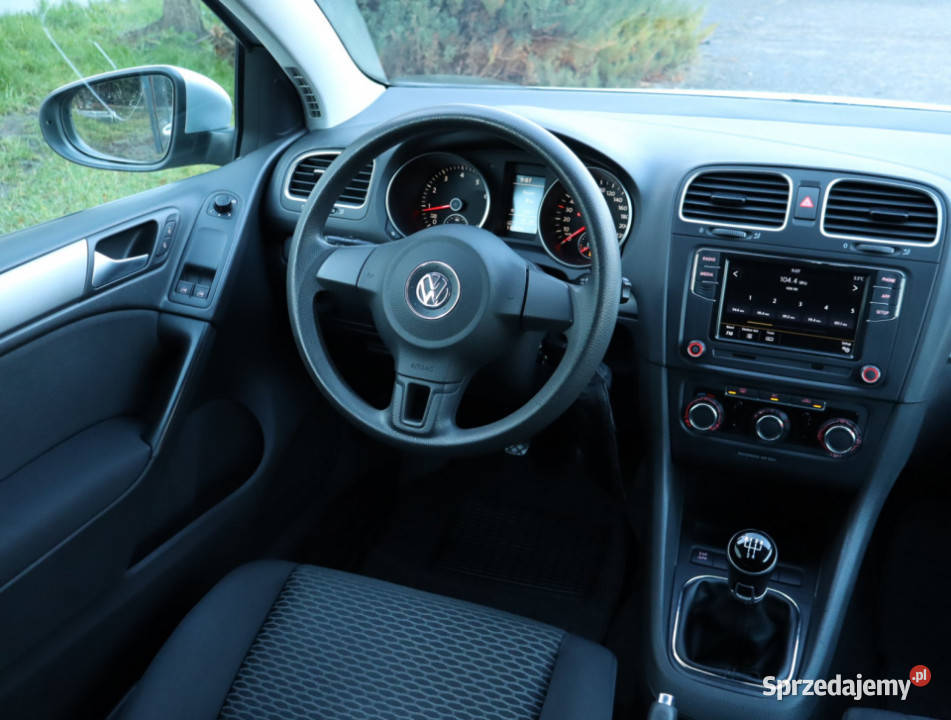 VW Golf 14 16V Piaseczno sprzedam