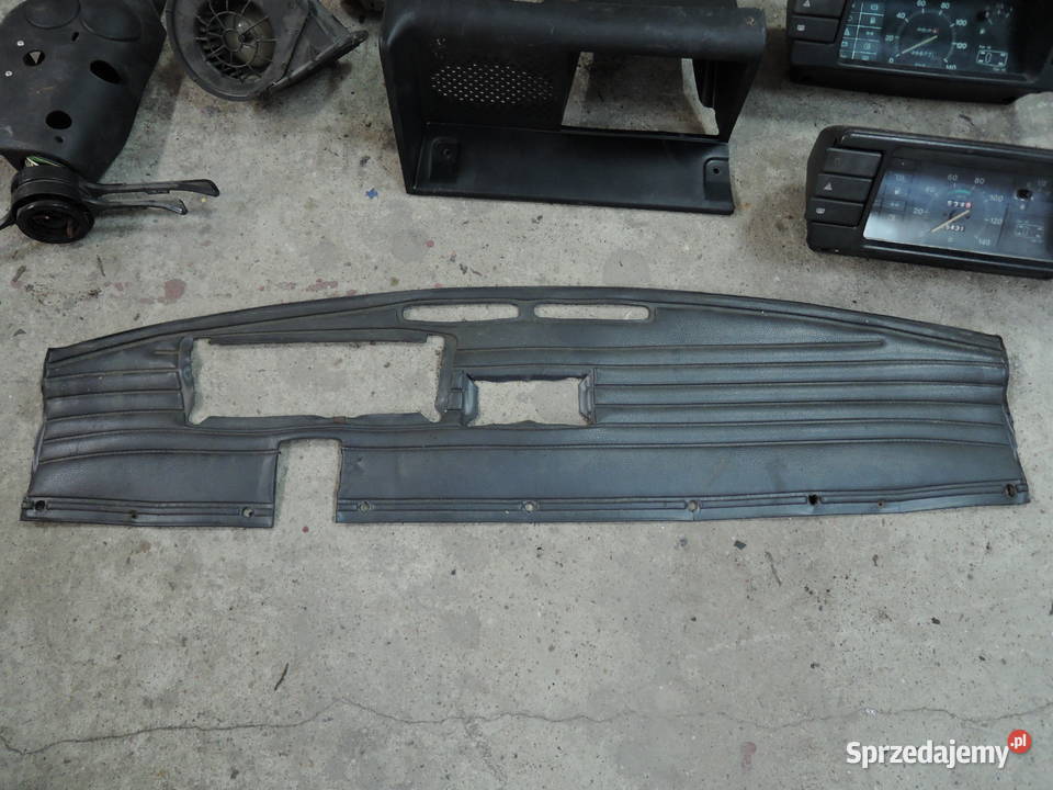 Fiat 126p Licznik Deska przełącznik zderzak Piaseczno sprzedam