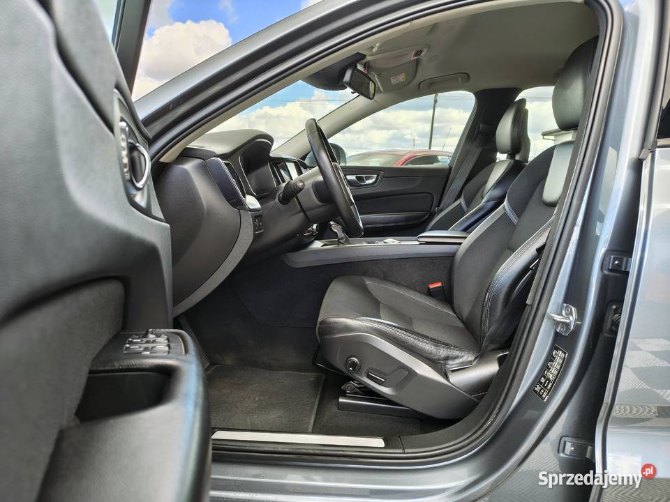 VOLVO XC60 Salon Polska Automat Zarejestrowany w podkarpackie Zarszyn sprzedam