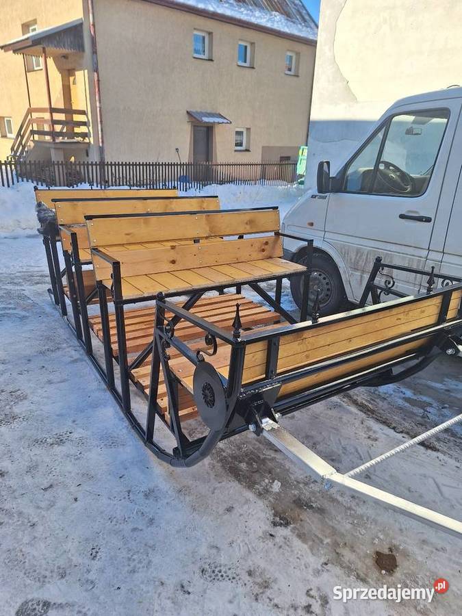 Sanie z zaczepem na 16 osób