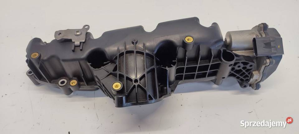 AUDI A4 B8 KOLEKTOR SSĄCY 20TDI 03L129711AG Kolektory ssące