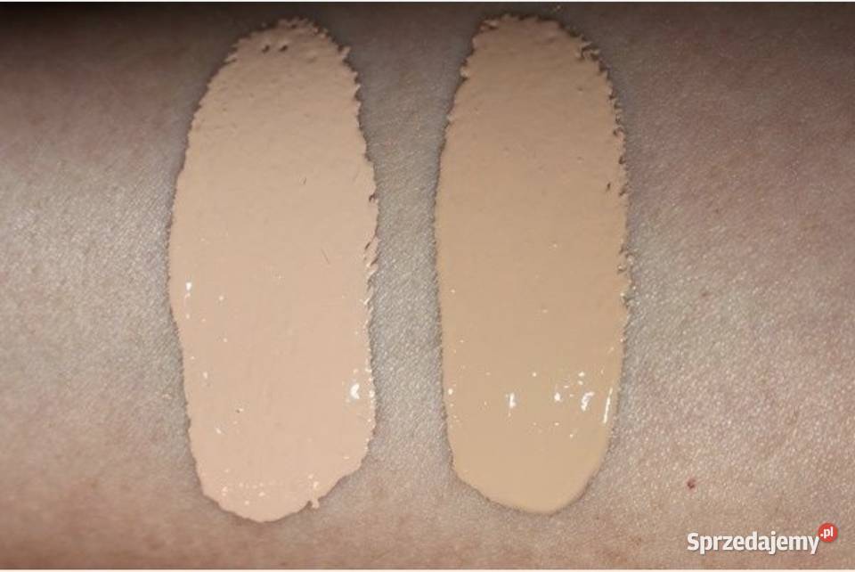 Lancome Teint Idole Ultra Wear Care and Glow Zamość