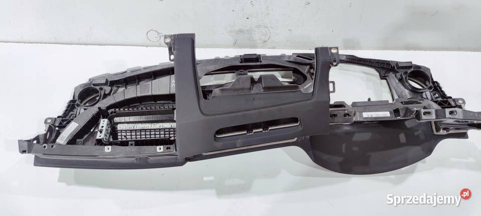 DESKA KOKPIT KONSOLA AUDI A4 B9 8W1857001C HEAD Przystajń sprzedam