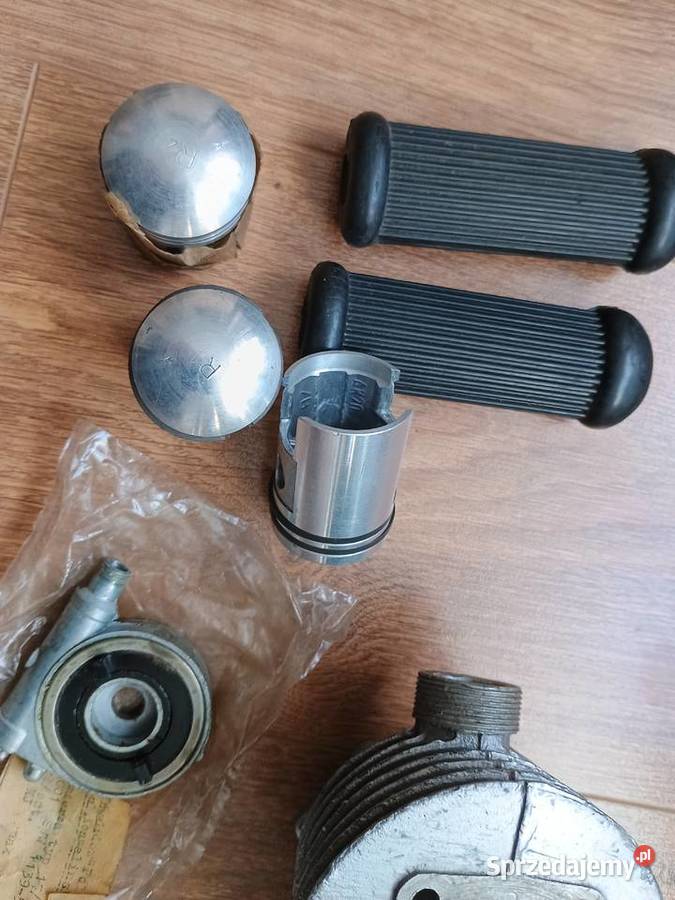 Komar Wsk części nieużywane Prl zabytkowe Motoryzacja Kurzętnik