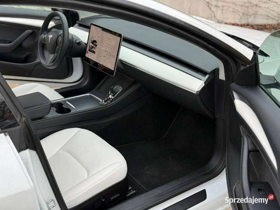 Tesla Model 3 gniazdo USB śląskie Tarnowskie Góry