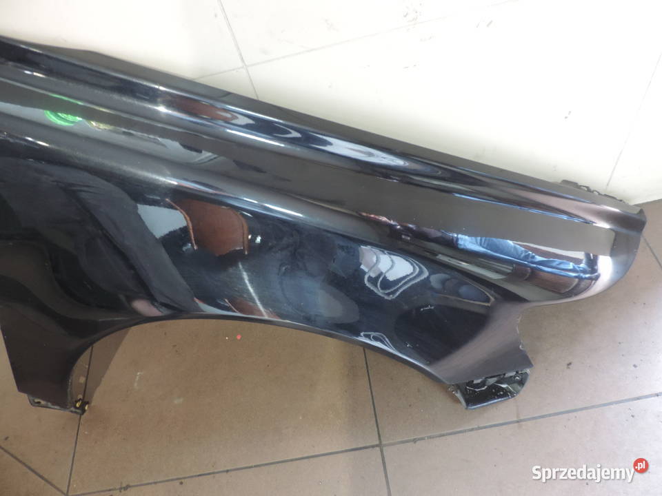 BŁOTNIK PRAWY PRZEDNI VOLVO S40 II V50 45246 Części samochodowe