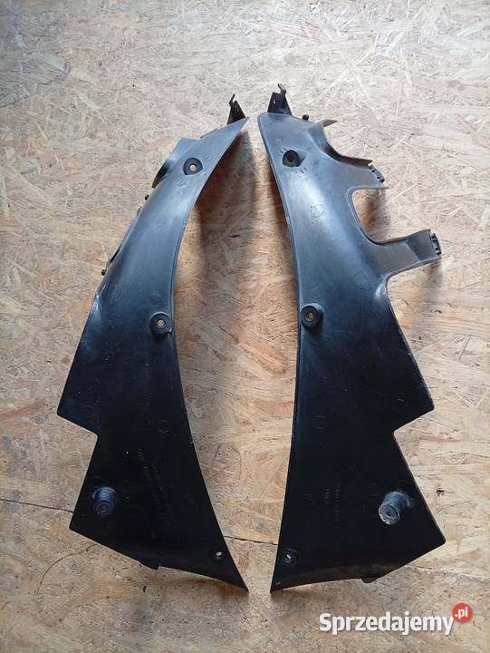 Honda CBR sc24 wypelnienie owiewek bocznych Plastiki