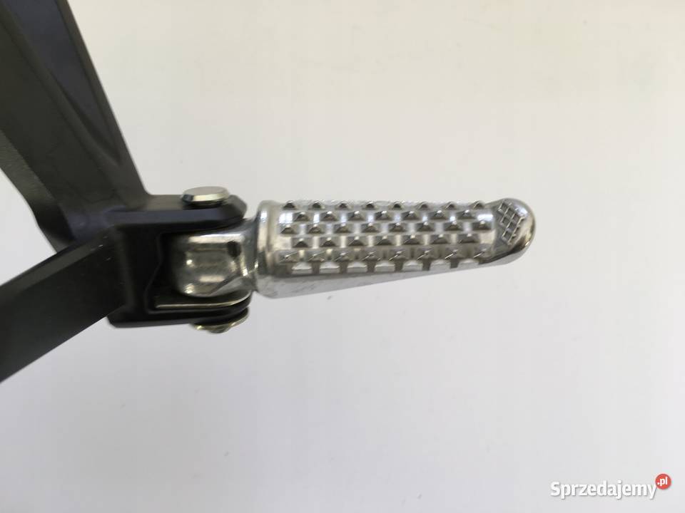 HONDA CB 1000 R SC80 Set podnóżek tył pasażera P Łobżenica