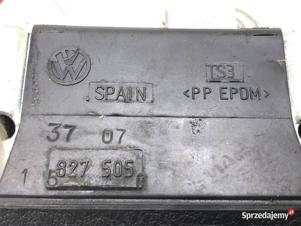 ZAMEK KLAPY TYŁ VW BORA I Hatchback 9813