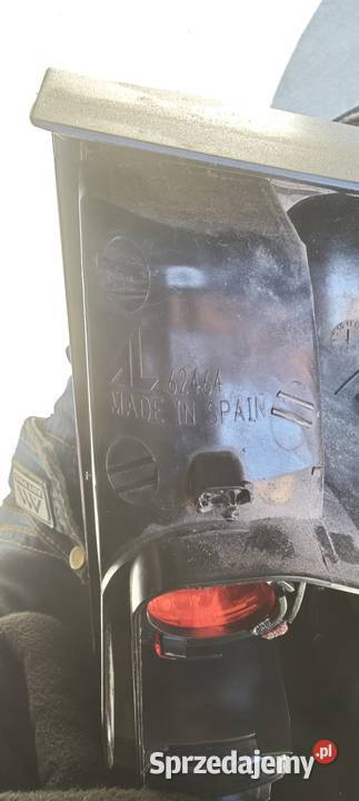 Lampa klosz lewy tył Polo 9n lift