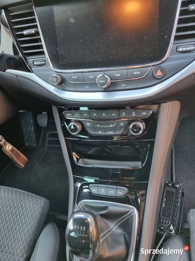 Opel Astra 14 Turbo Innovation Zakrzew