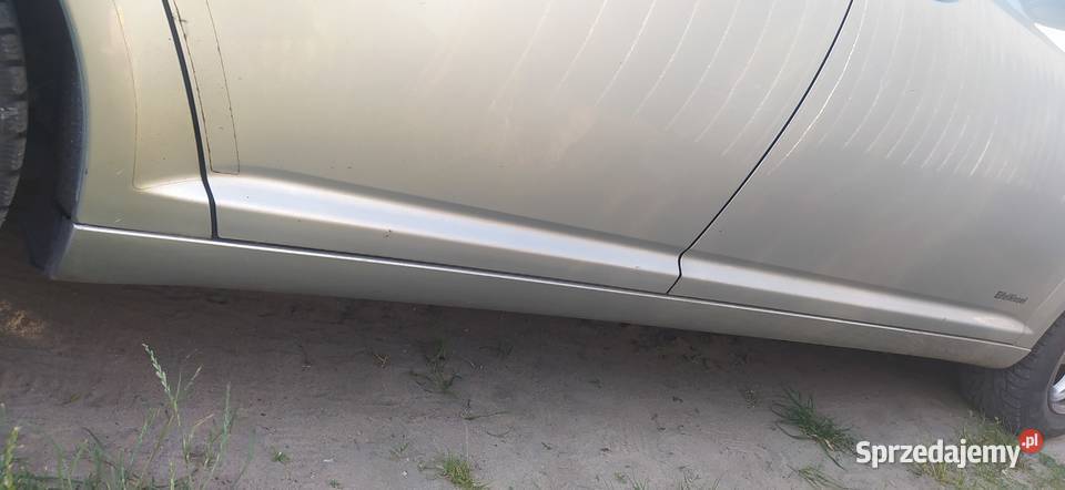 Toyota Avensis t25 18 LPG hak 4/5 Avensis Kozienice