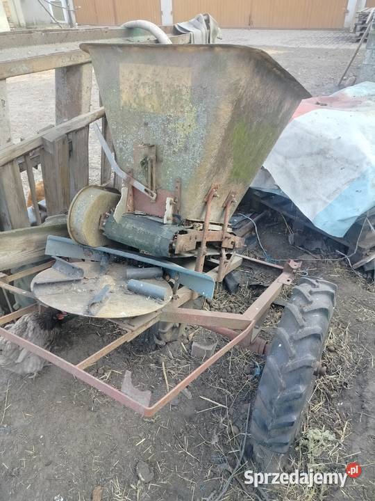 Sprzedam rozsiewacz nawozów kos Suchowola