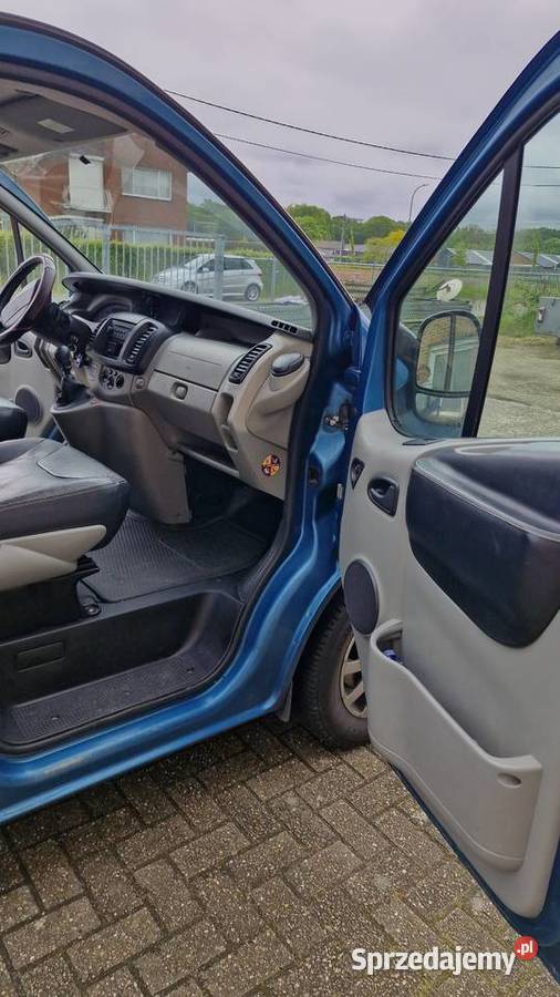 Sprzedam Renault Trafic 25 dCi brygadówka 2008r wielofunkcyjna kierownica Renault Radom