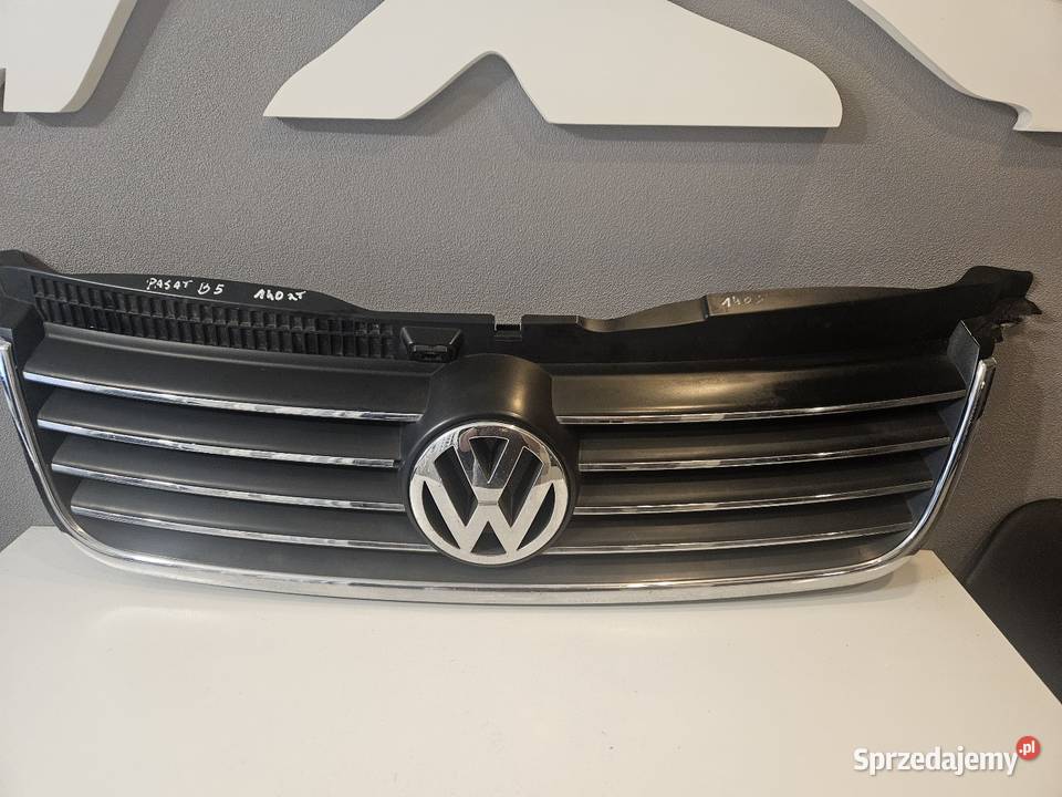 Atrapa gril Passat B5 Ostrówek sprzedam