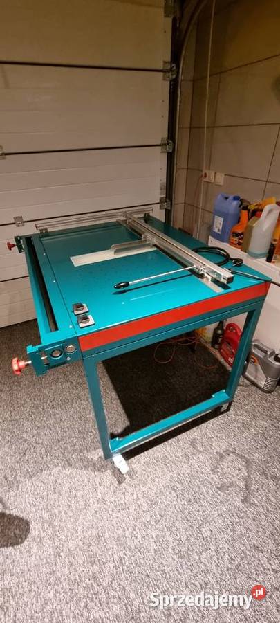 Stół montażowy do oprawy twardej Kłodawa