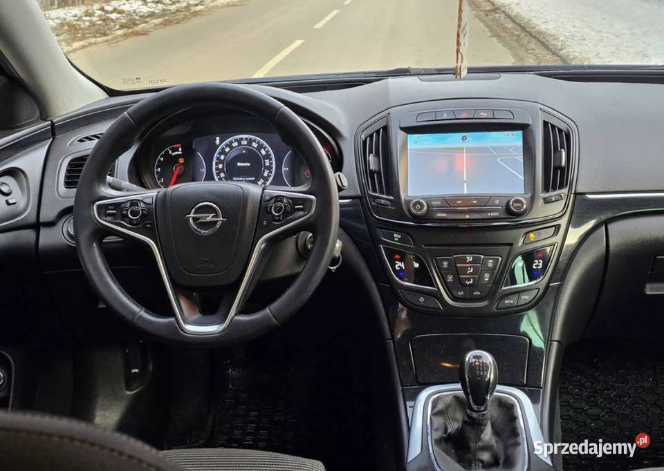 Opel Insygnia 20 diesel 2015r kombi isofix Puławy sprzedam