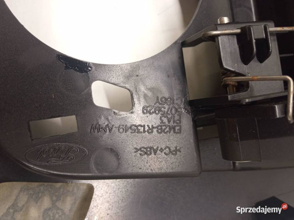 SCHOWEK ŚRODKOWY DESKI GÓRNY EM2BR13549AMW Ford świętokrzyskie sprzedam