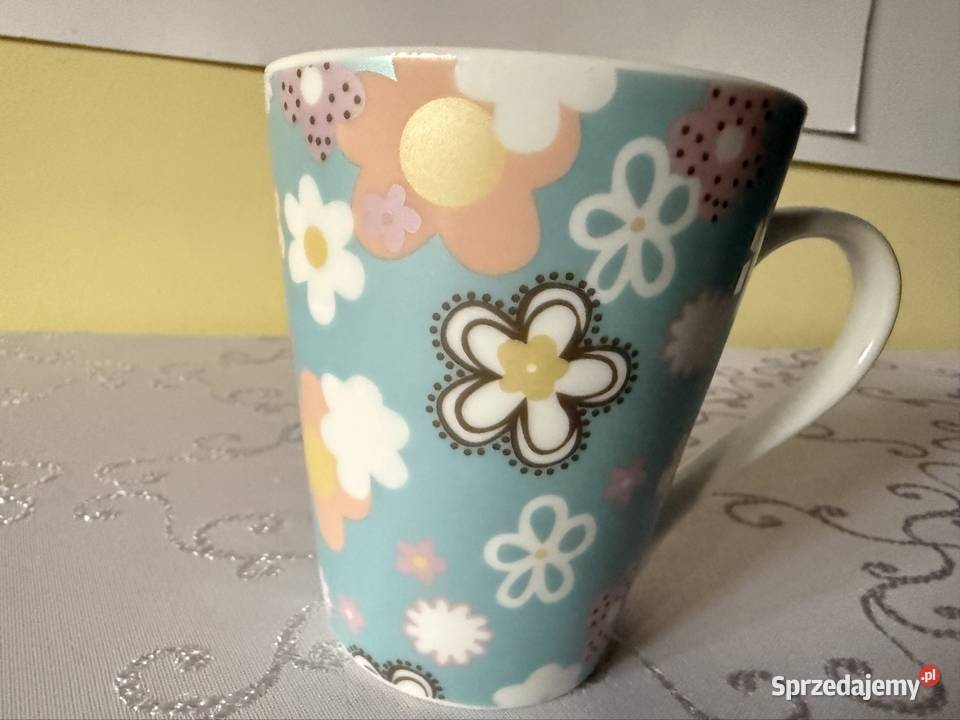 Kubek porcelanowy z kwiatami 250 ml Elegancki śląskie Czerwionka-Leszczyny