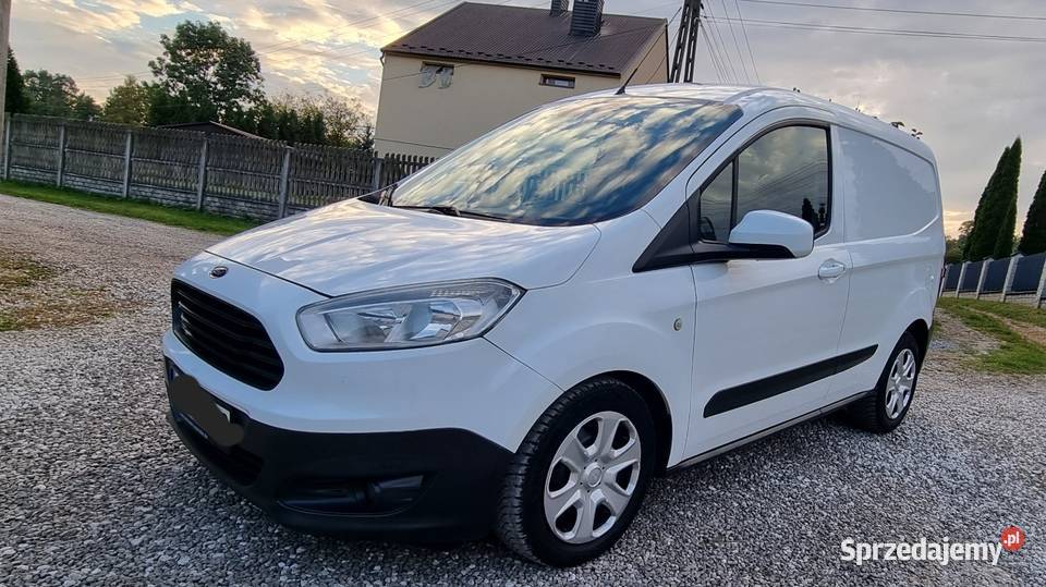 Ford Transit Courier bezwypadkowyzadbany Rok produkcji 2017 Tarnów sprzedam