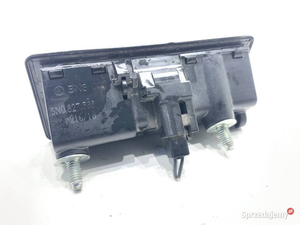 KLAMKA KLAPY TYŁ VW PASSAT B6 5N0827566 Kombi Klapy bagażnika