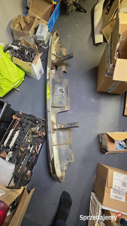 Tylny zderzak do bmw e23 europa 728i 732i 735i osobowe mazowieckie Mińsk Mazowiecki