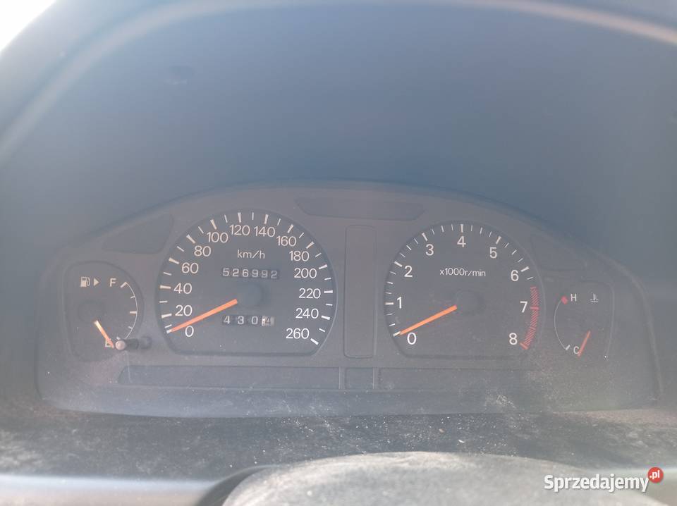 Mitsubishi Galant 25 Kombi 120 kW 1998 r dawca wielkopolskie Szklarka Myślniewska