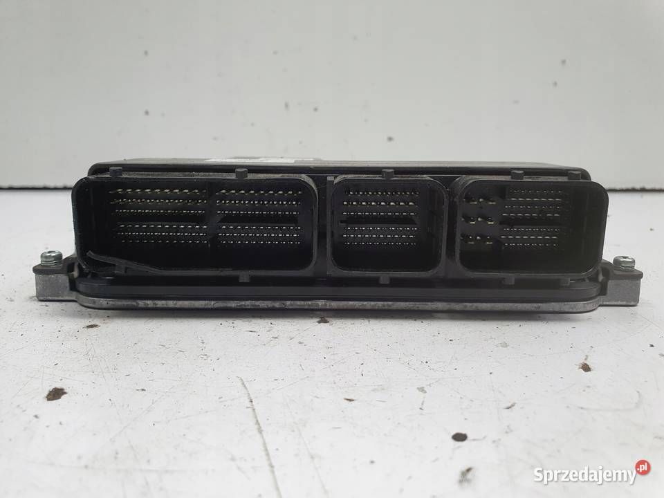 Volvo XC60 II 20 D STEROWNIK SILNIKA komputer Rudka