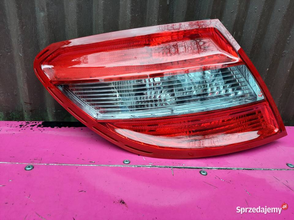 Mercedes w204 06r lampa tylna lewa nowa lewe mazowieckie