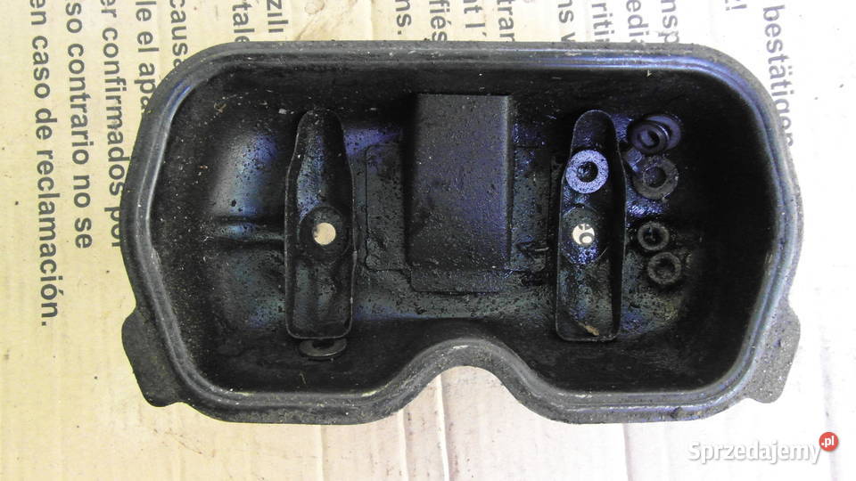 Pokrywa zaworów 126p osobowe mazowieckie Warszawa