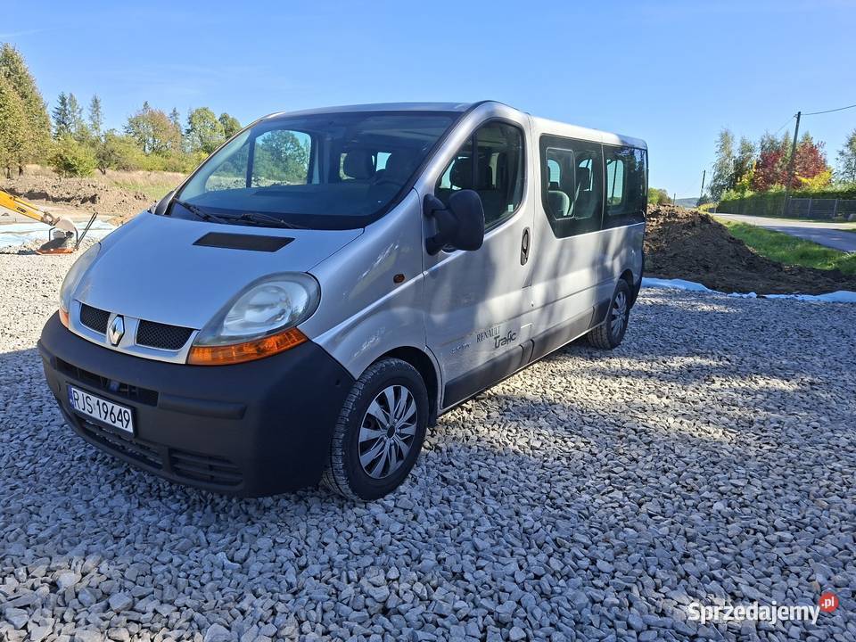 Renault Trafic benzyna Jasło sprzedam