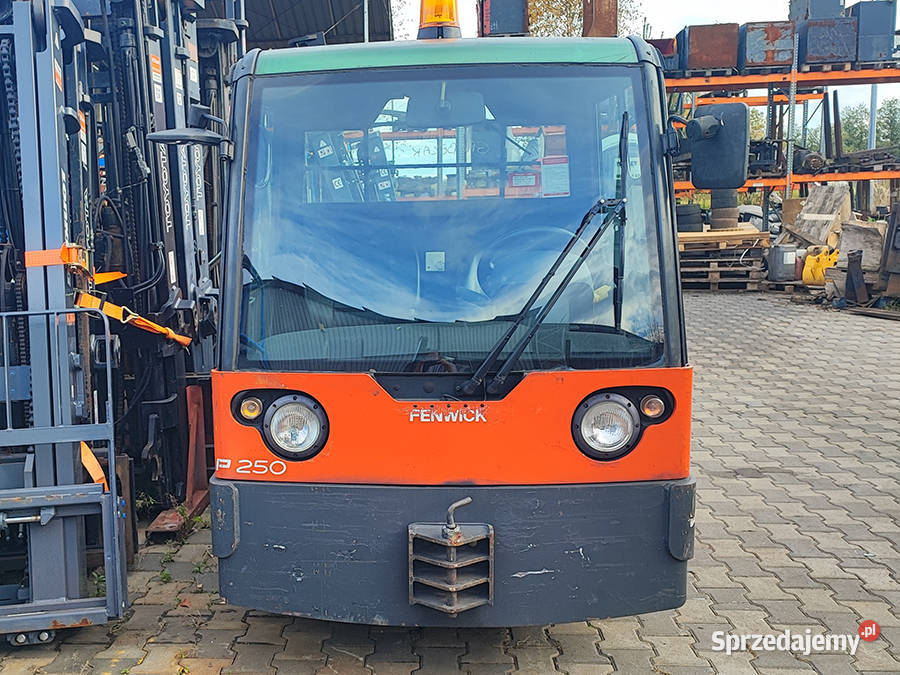 Ciągnik terminalowy elektryczny pojazd Rok produkcji 2007 sprzedam