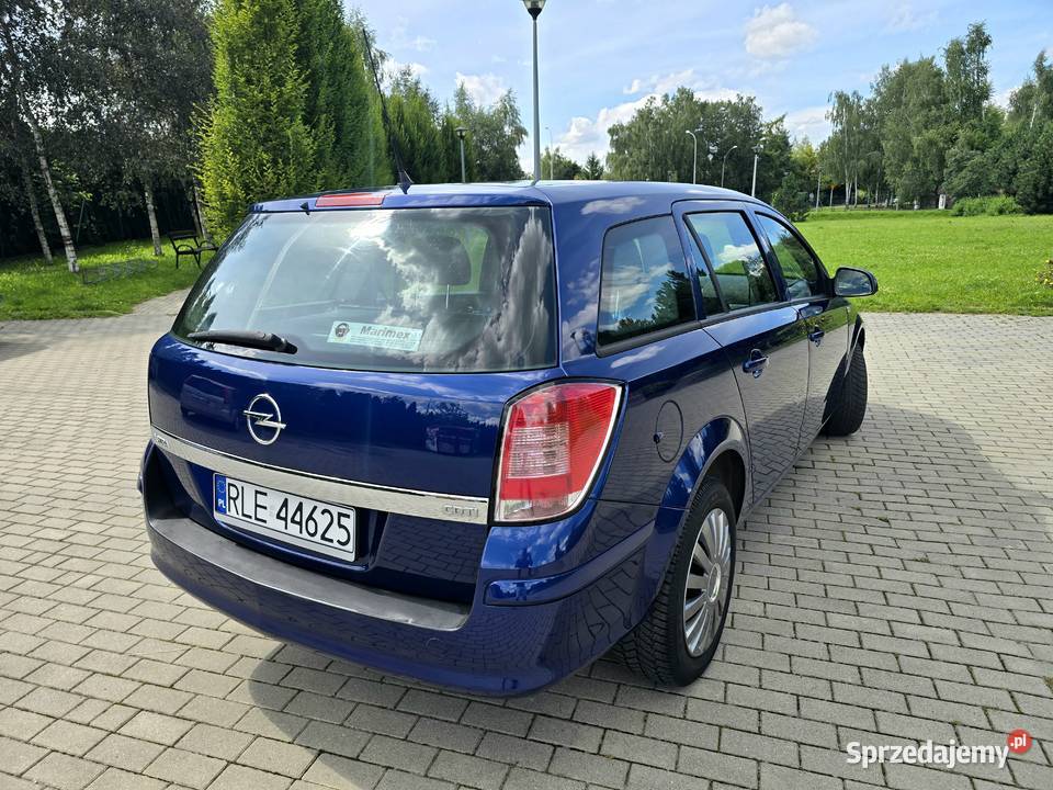 Opel Astra 13 CDTi LIFT klima 2010 Fajny stanBEZ wspomaganie kierownicy podkarpackie Rzeszów