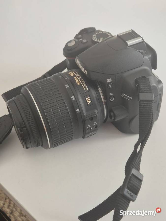 Aparat Nikon D3000