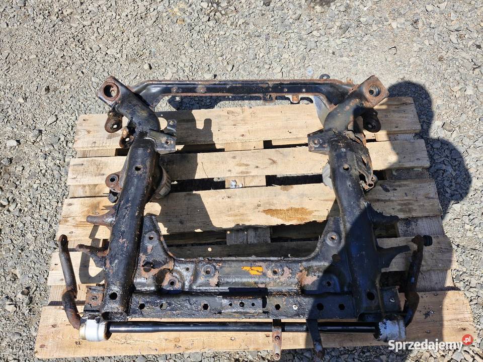 BMW E90 E91 E92 WÓZEK PRZEDNI ZAWIESZENIA BELKA