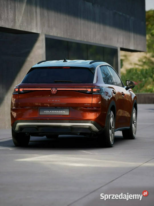 Volkswagen TRoc Wersja Life 15 eTSI 150 DSG Rok produkcji 2026 Motoryzacja łódzkie