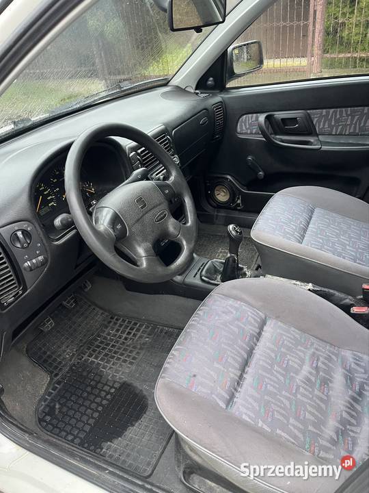 Seat Cordoba 14mpi Salon zadbana biała 99r