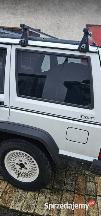 Jeep Cherokee XJ 25 bezyna