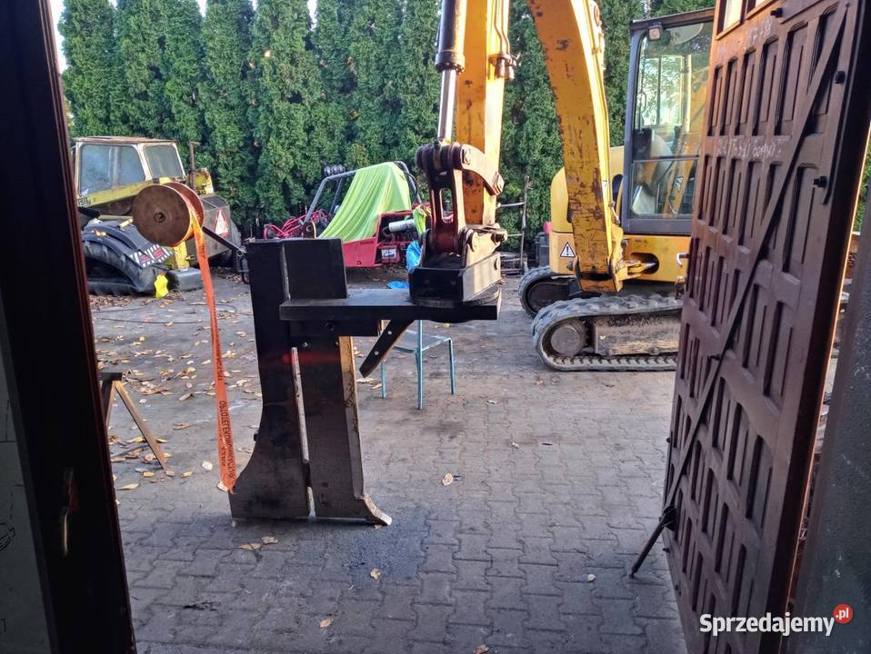Pługoukladacz pług do kabli do koparki koparka Pozostałe Brodnica