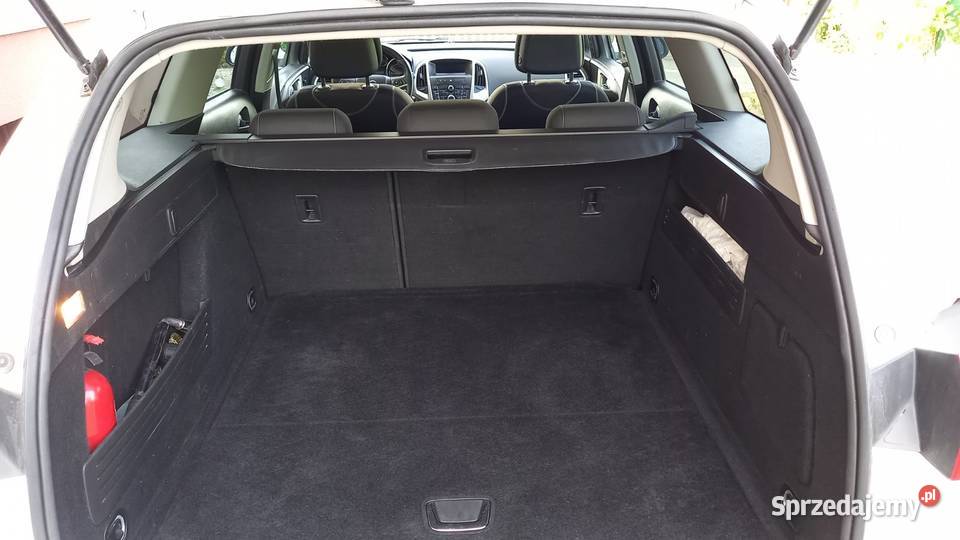 Opel Astra J Sports Tourer 140 LPGGAZ Parczew