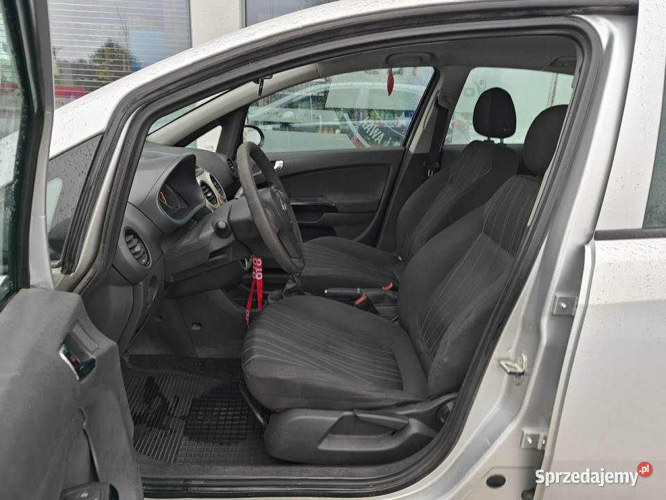 Opel Corsa D 20062014 1364cm3 mazowieckie
