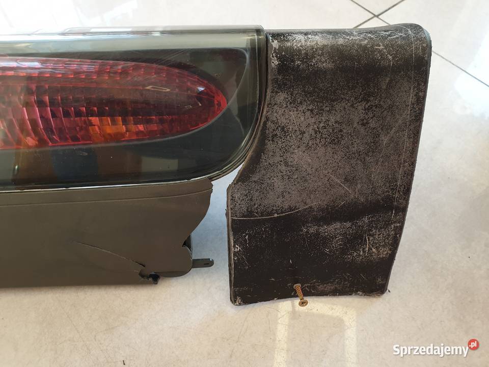 Lampa tył lewy Opel Vivaro 2006 19 z klapą Dobre Miasto