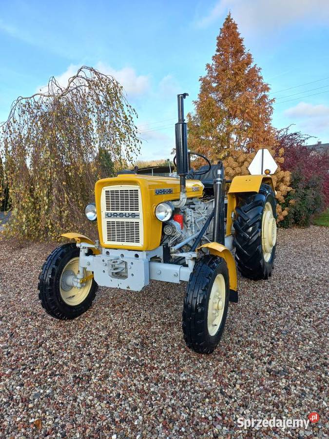 Ciągnik URSUS C330 lubelskie