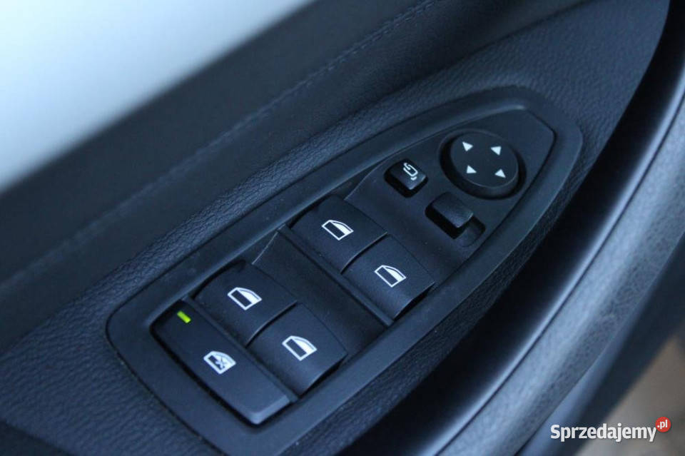 BMW X1 2021r xDrive Ele Fotel z pamięcią Gdańsk sprzedam