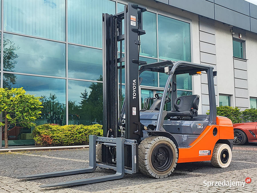 Wózek widłowy Toyota 028FDF30 duplex 45 m diesel Kęty sprzedam