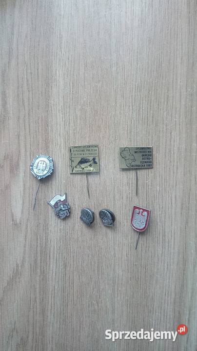 Odznaki z lat PRL