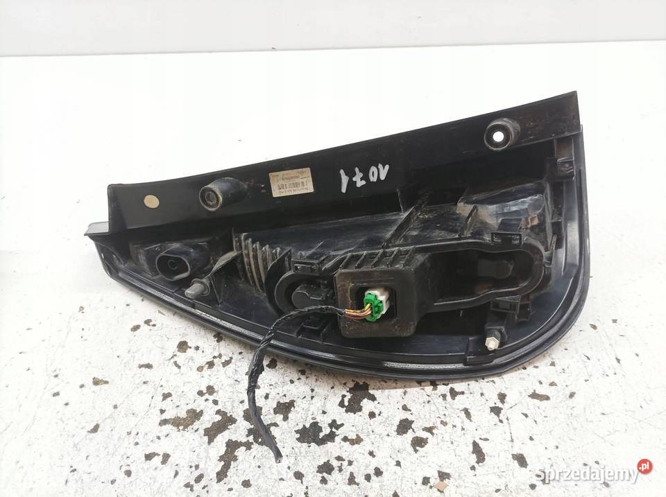 LAMPA TYŁ PRAWA EU 265503764R Renault Scenic III