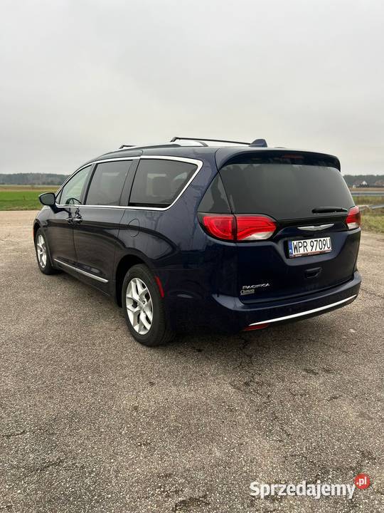 Chrysler Pacifica super stan multimedia Pacifica Grójec